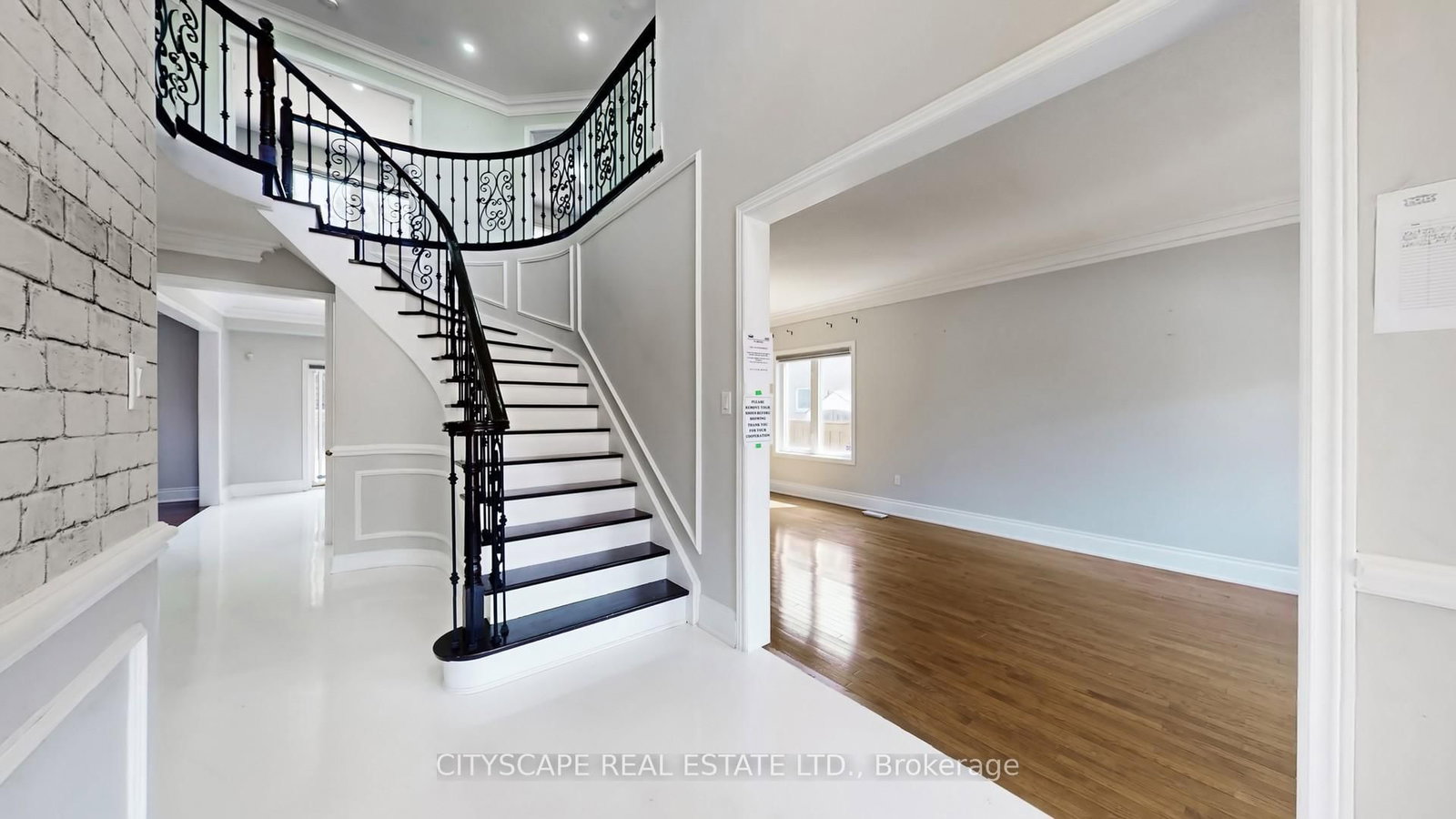 Detached House for sale at 7 Yellow Avens Boulevard, Brampton, Ontario, L6R 0K5 - Sandringham-Wellington - MLS: W12933042