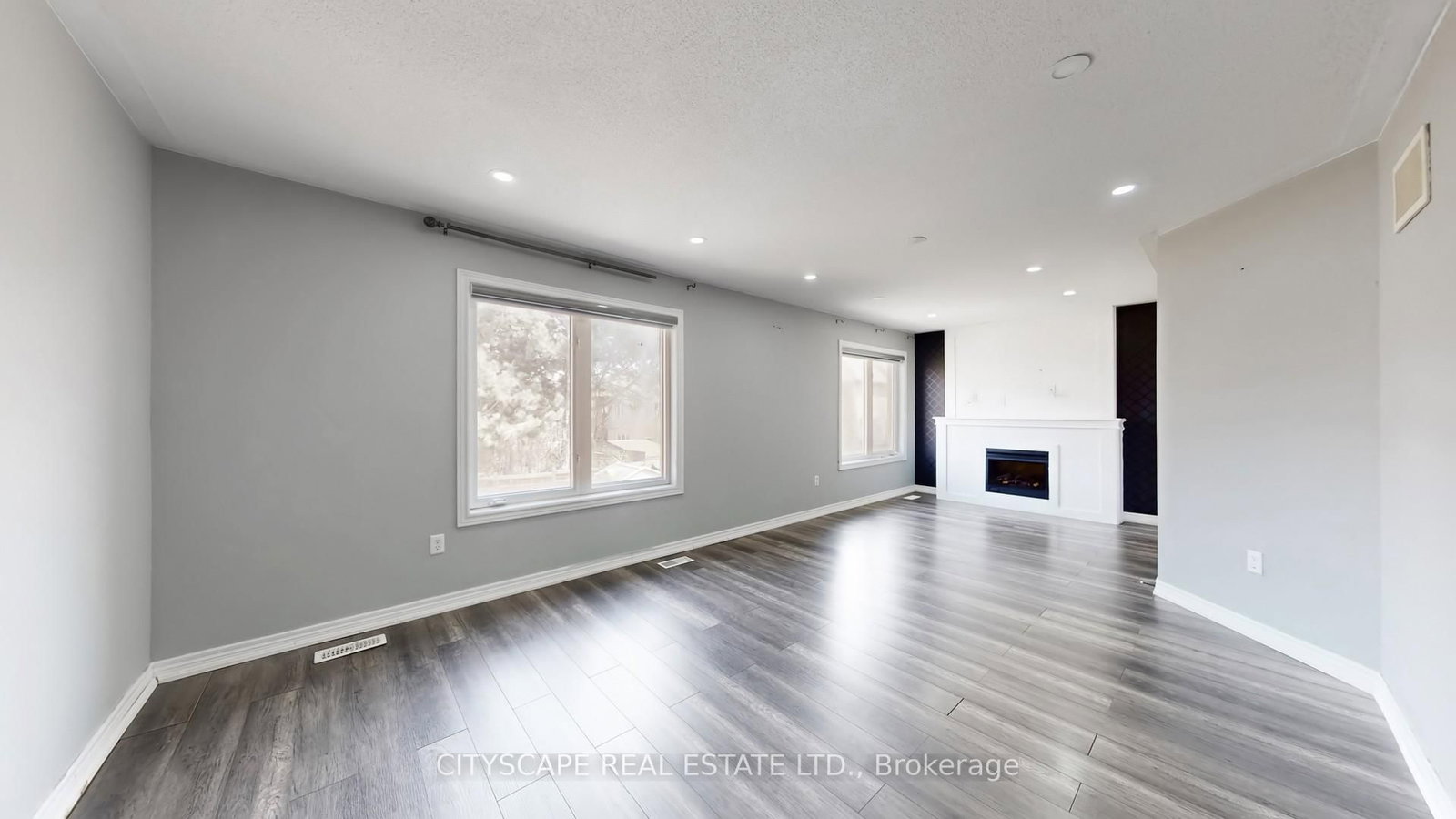 Detached House for sale at 7 Yellow Avens Boulevard, Brampton, Ontario, L6R 0K5 - Sandringham-Wellington - MLS: W12933042