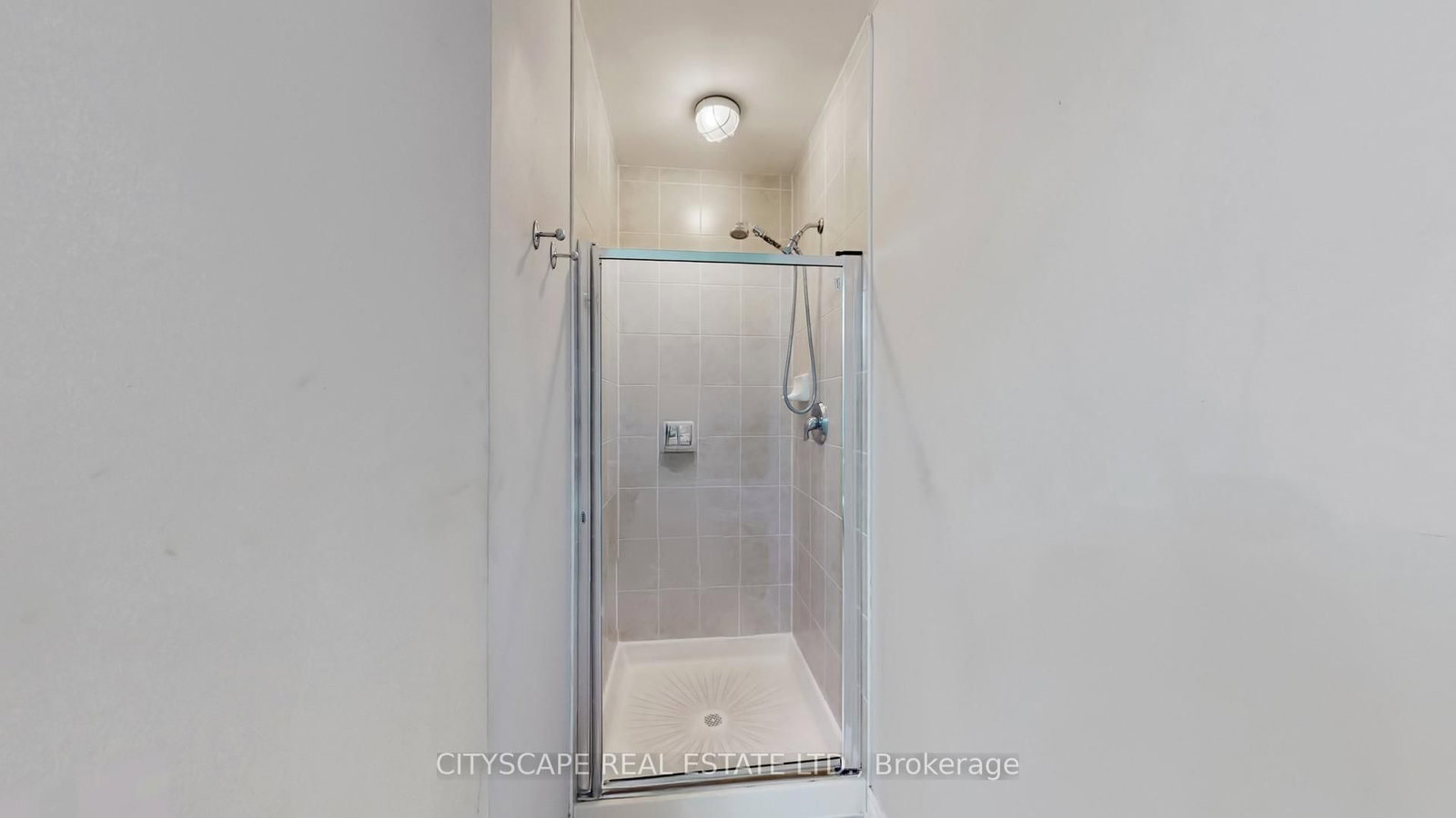 Detached House for sale at 7 Yellow Avens Boulevard, Brampton, Ontario, L6R 0K5 - Sandringham-Wellington - MLS: W12933042