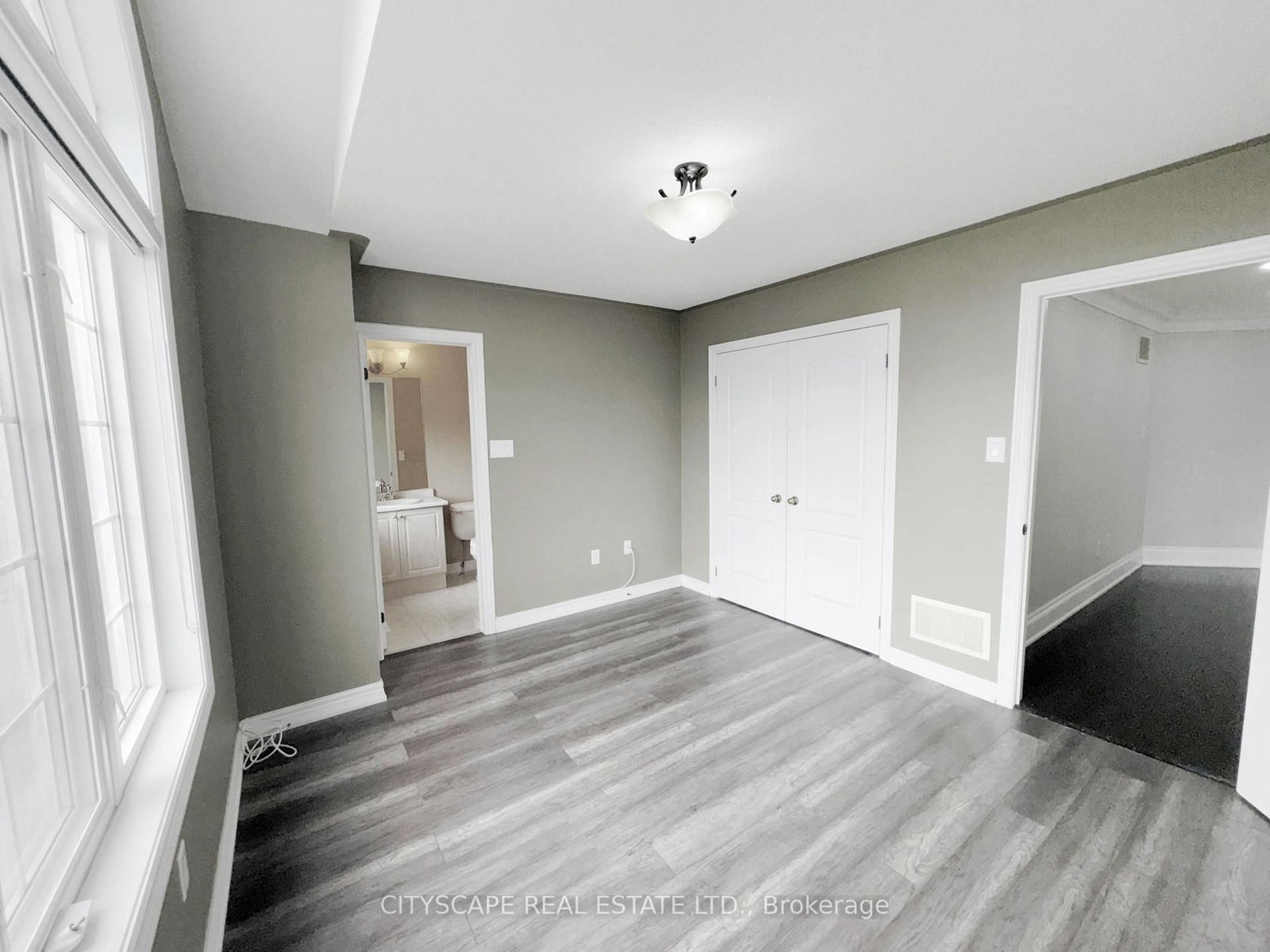 Detached House for sale at 7 Yellow Avens Boulevard, Brampton, Ontario, L6R 0K5 - Sandringham-Wellington - MLS: W12933042