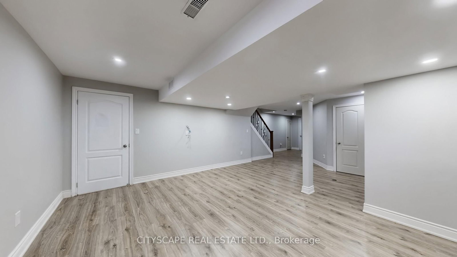 Detached House for sale at 7 Yellow Avens Boulevard, Brampton, Ontario, L6R 0K5 - Sandringham-Wellington - MLS: W12933042