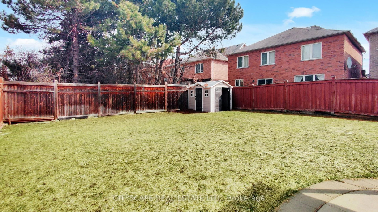 Detached House for sale at 7 Yellow Avens Boulevard, Brampton, Ontario, L6R 0K5 - Sandringham-Wellington - MLS: W12933042