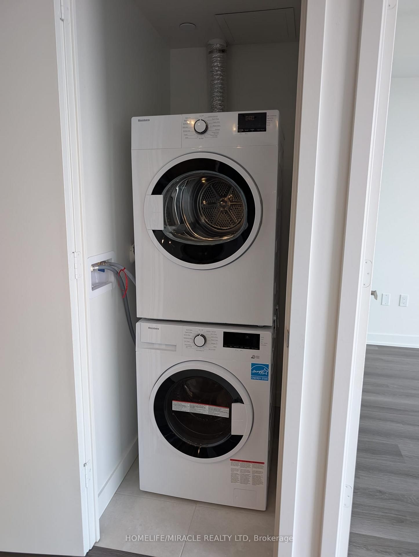 448 Burnhamthorpe Road, Unit 2312 - Photo 7