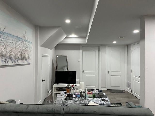 903 Blyleven Boulevard, Unit Basement - Photo 4