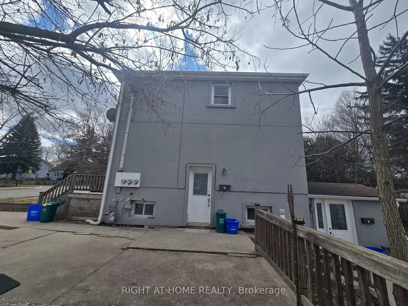 home for lease on 3-18 Ewing Street