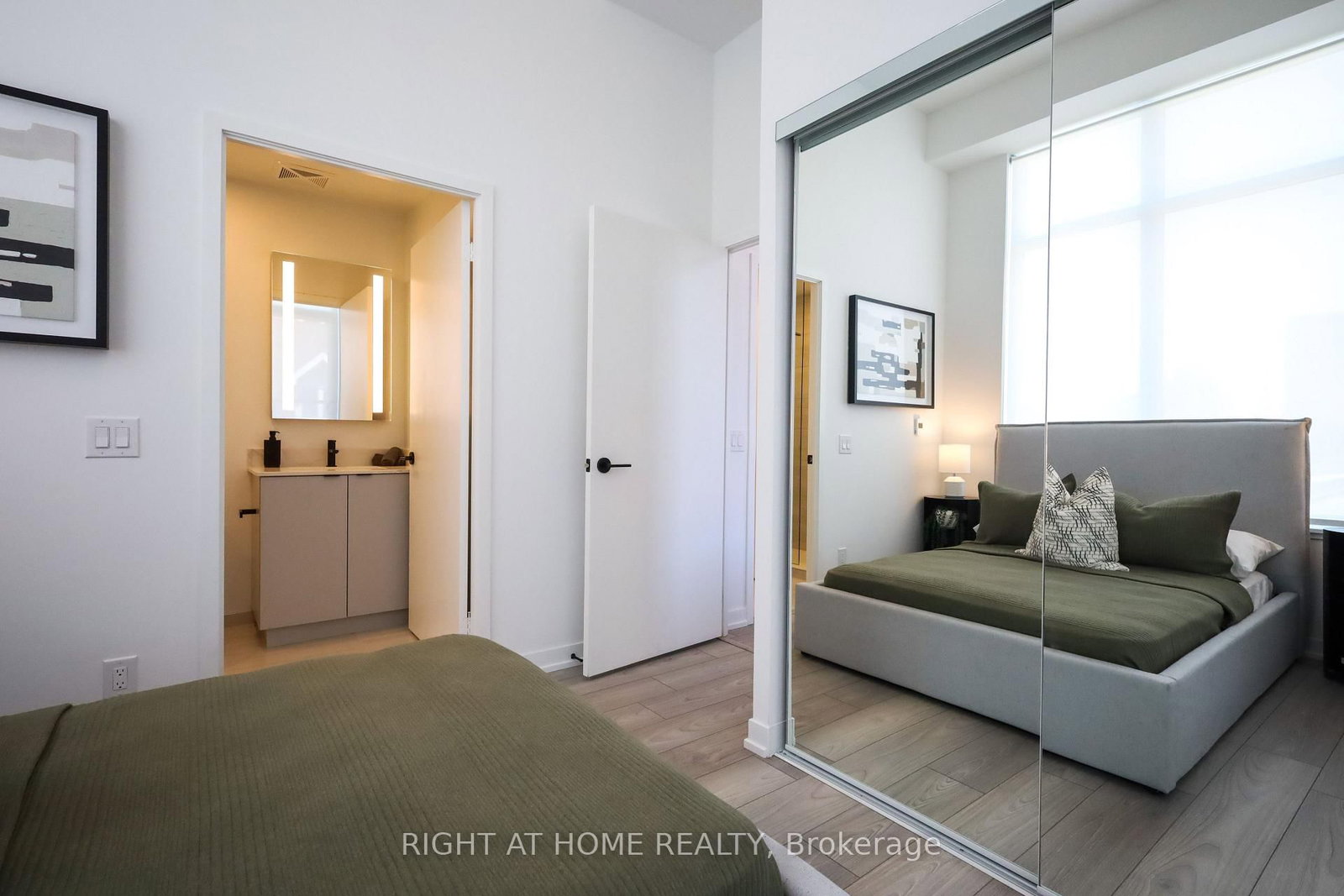 285 Dufferin Street • #204 • Toronto, ON photo 21