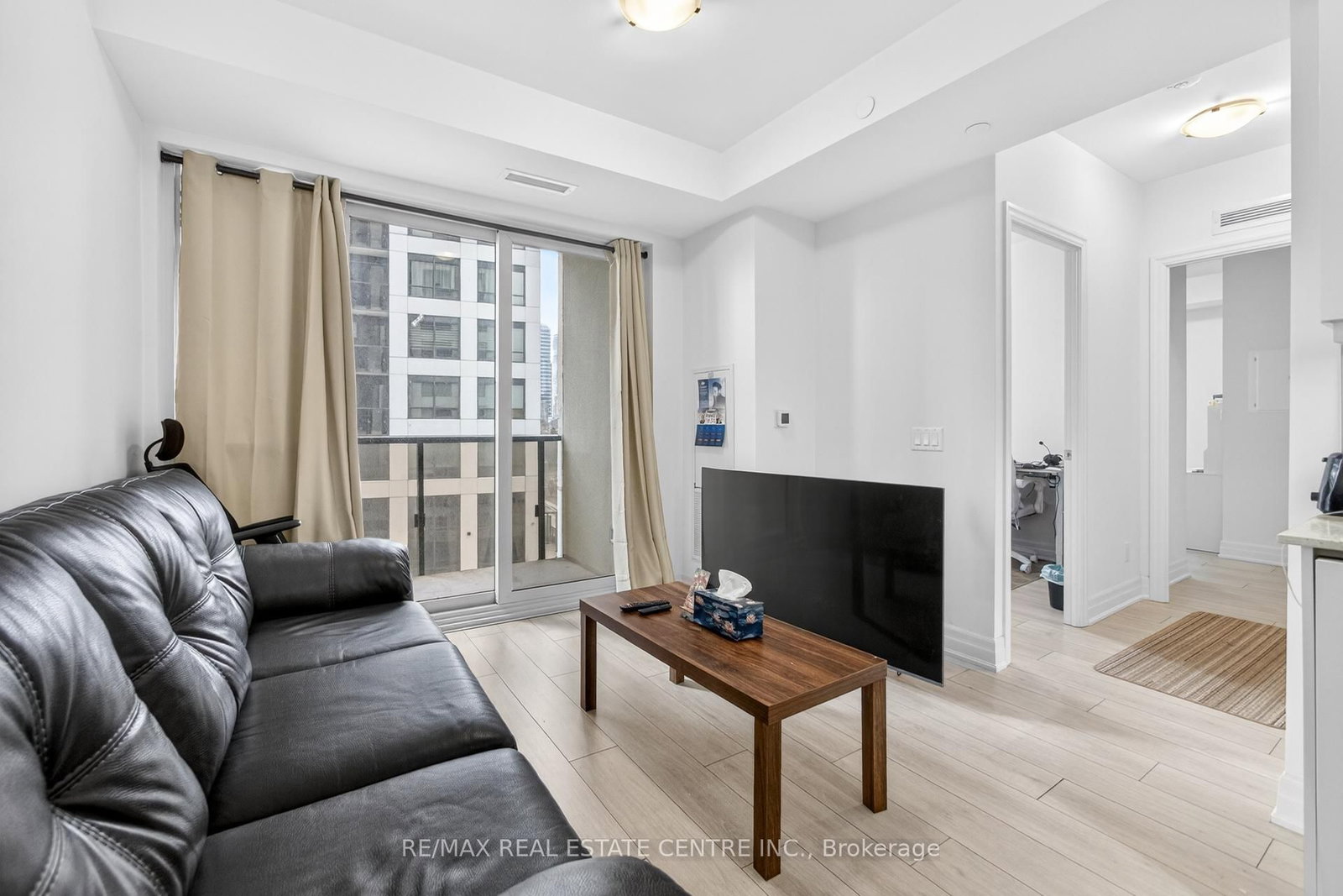 Condo for sale at 610-30 Elm Drive, Mississauga, Ontario, L5B 0N6 - Fairview - MLS: W12933540