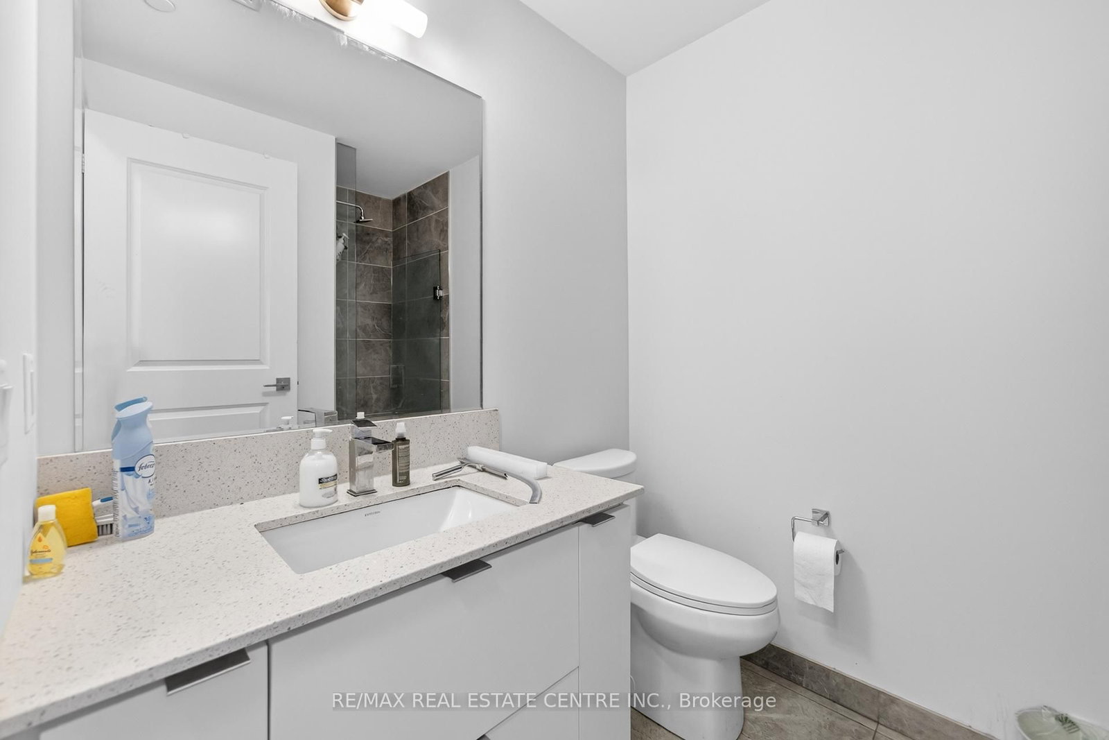 Condo for sale at 610-30 Elm Drive, Mississauga, Ontario, L5B 0N6 - Fairview - MLS: W12933540