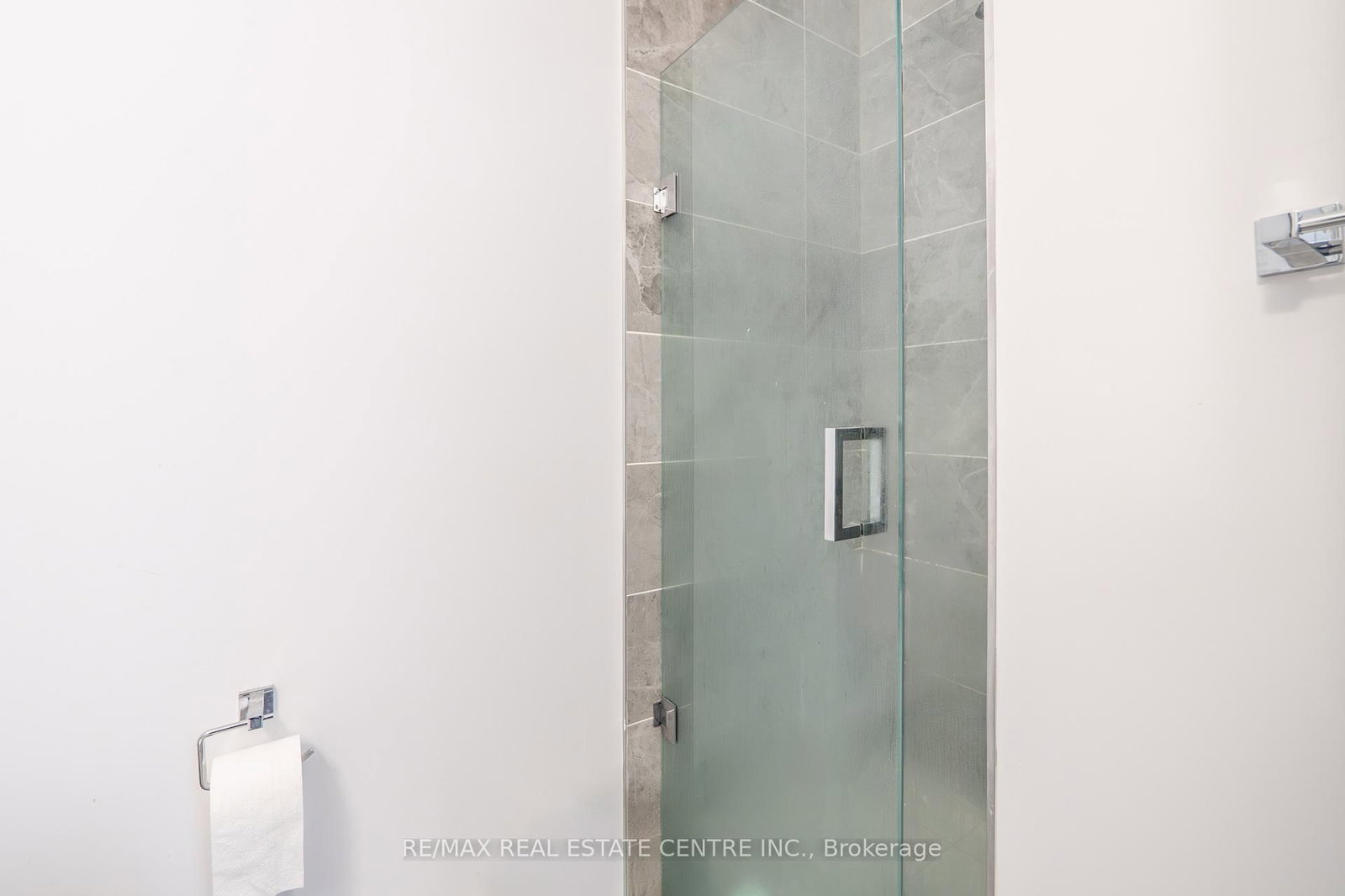 Condo for sale at 610-30 Elm Drive, Mississauga, Ontario, L5B 0N6 - Fairview - MLS: W12933540