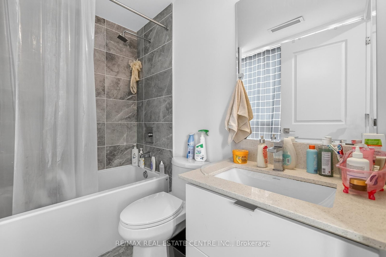 Condo for sale at 610-30 Elm Drive, Mississauga, Ontario, L5B 0N6 - Fairview - MLS: W12933540