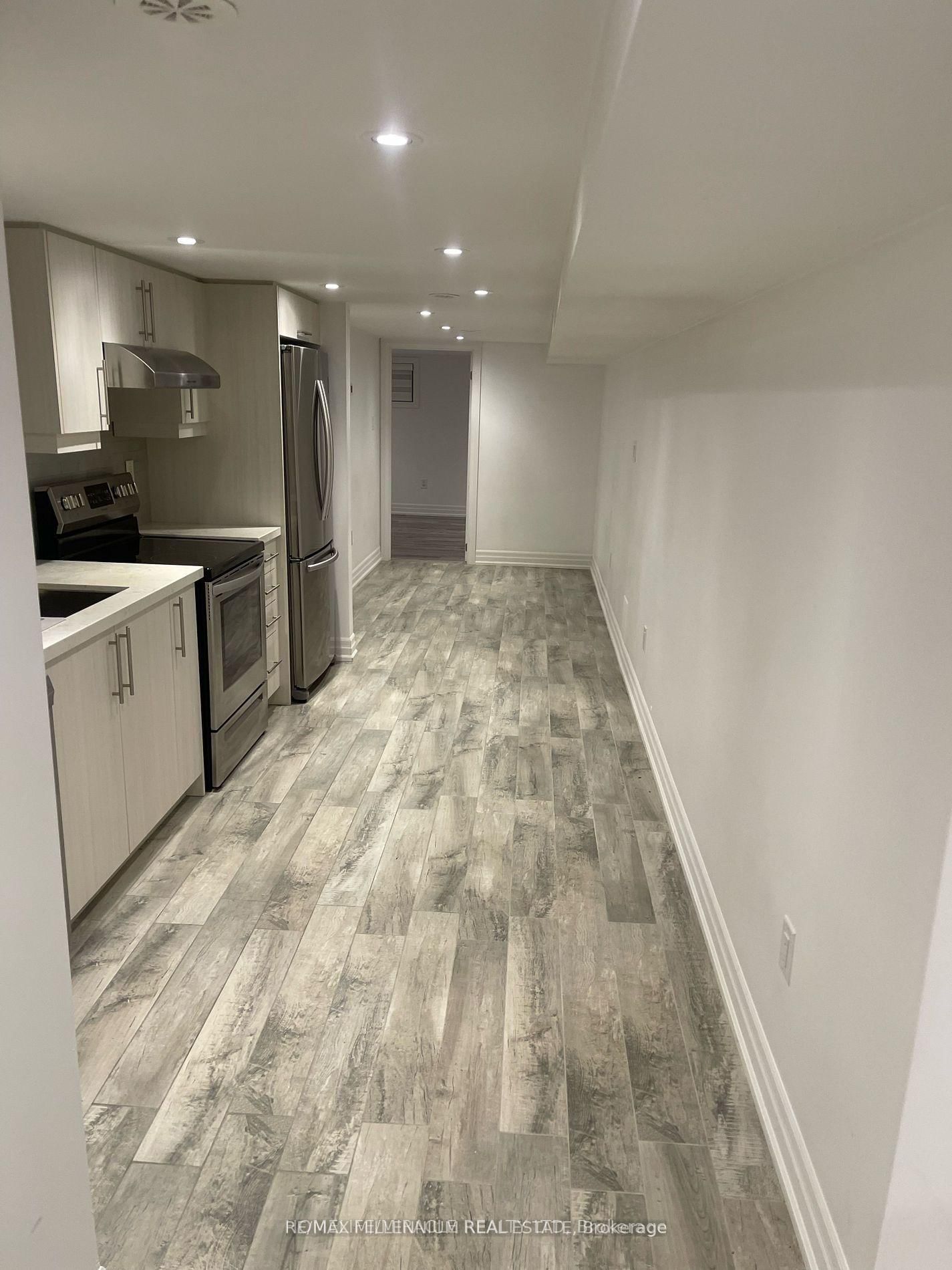 267 Symington (bsmt) Avenue - Photo 2