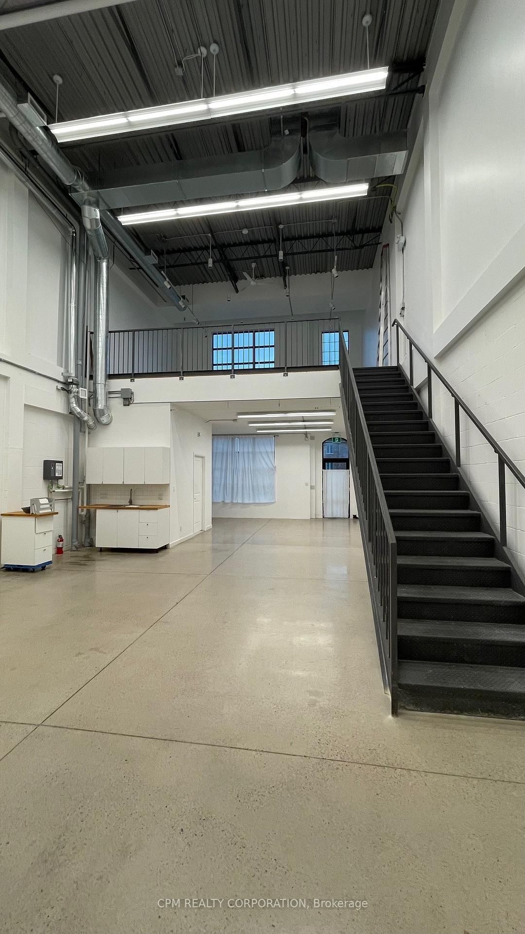 195 Norseman Street, Unit 4 - Photo 13