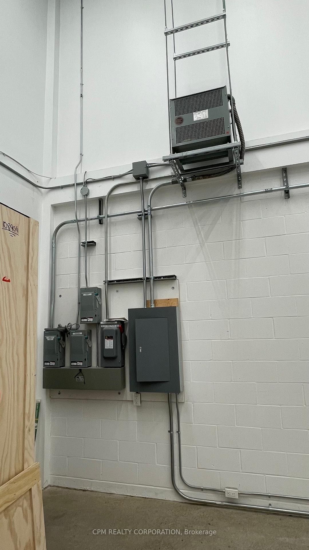 195 Norseman Street, Unit 4 - Photo 15