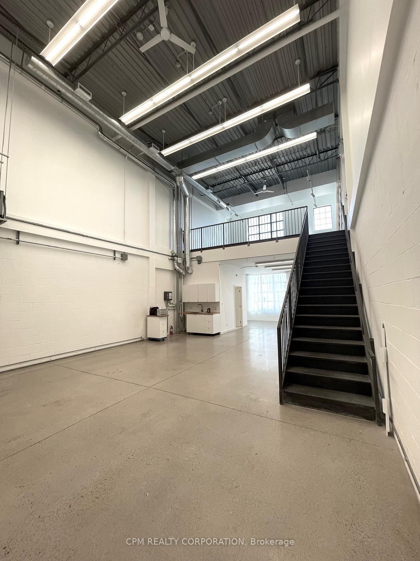 195 Norseman Street, Unit 4 - Photo 2