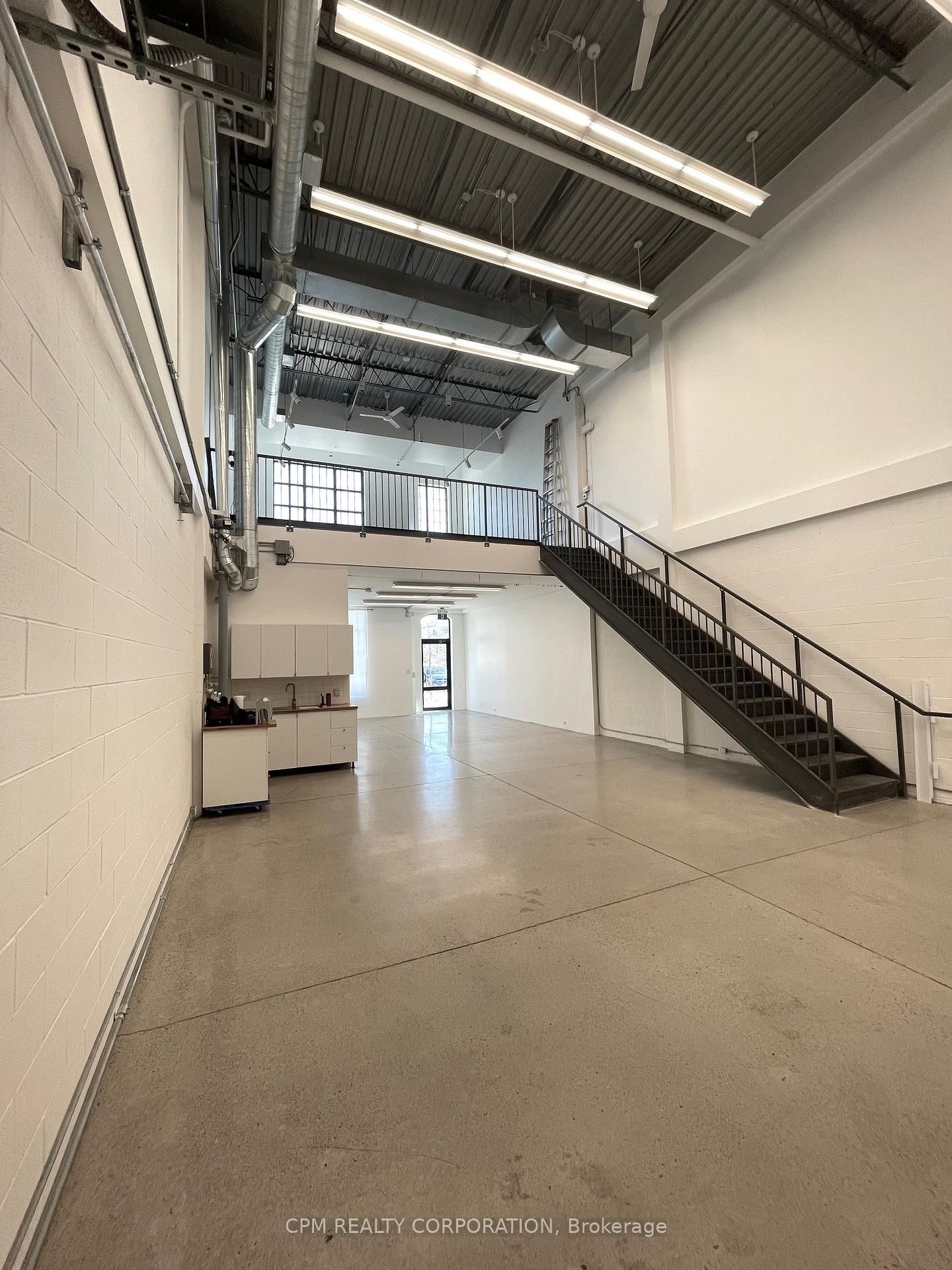 195 Norseman Street, Unit 4 - Photo 3