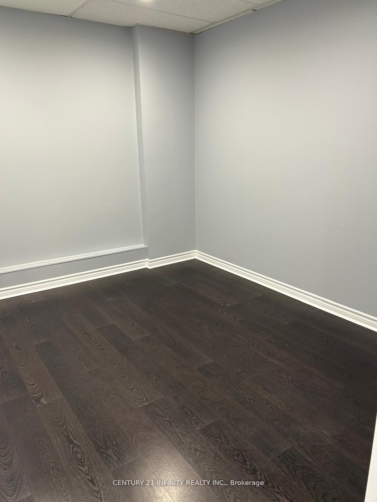 323 Kerr Street, Unit 209 - Photo 9