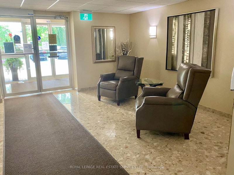 402 - 216C Plains Rd W, Burlington, L7T 4L1 | Image 3