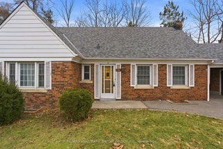 18 King Georges Drive