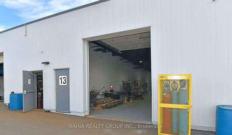 13 - 35 Stoffel Dr, Toronto, M9W 6A8 | Image 2