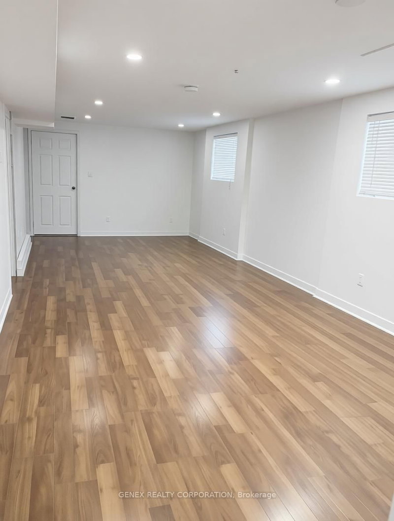 Lower Level - 8 Montrose Pl, Brampton, L6S 2S8 | Image 2