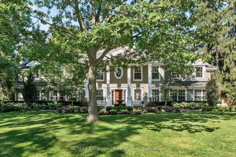 146 Abbey Crt, Oakville, L6J 4L1 | Image 3