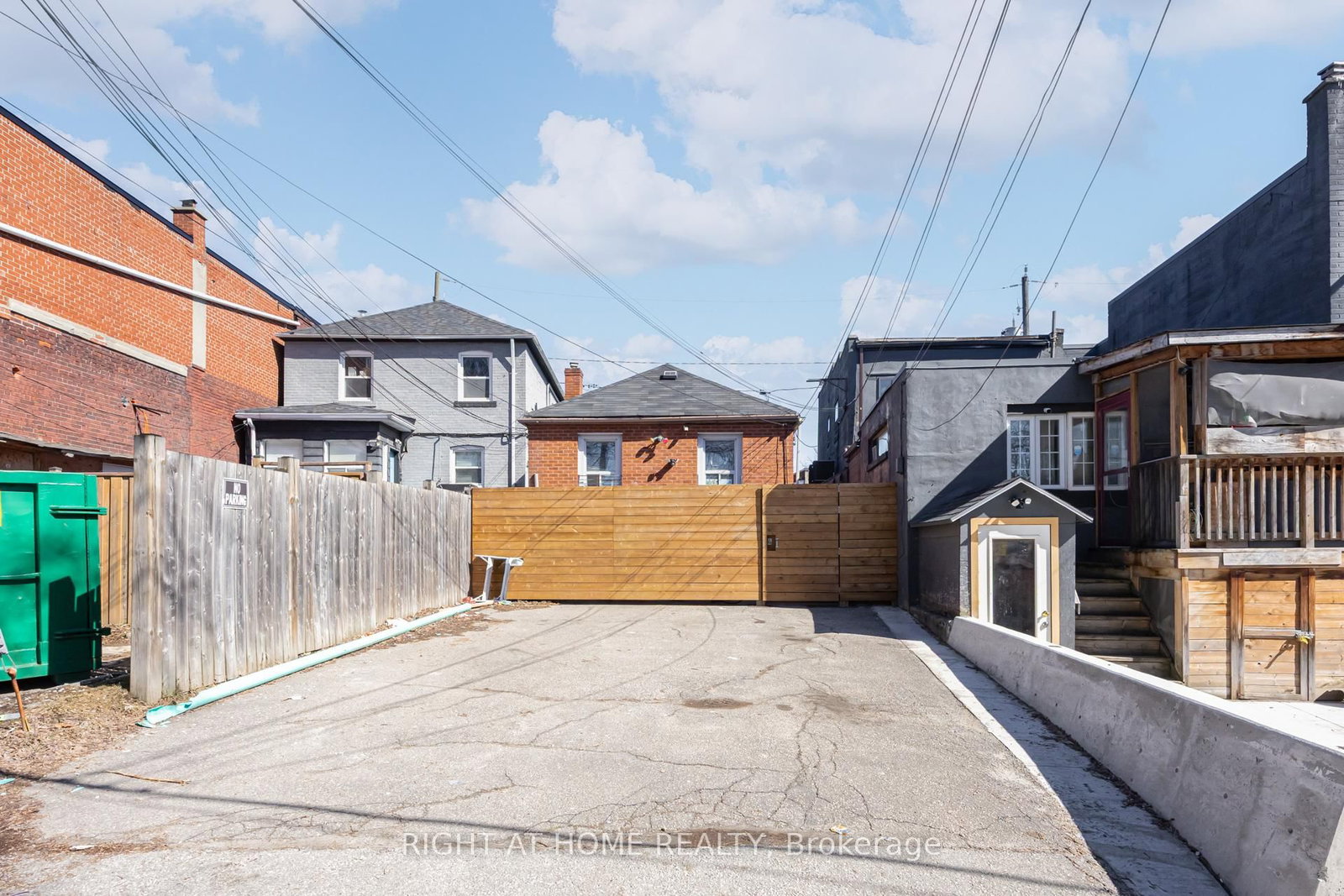 Listing Image 3
