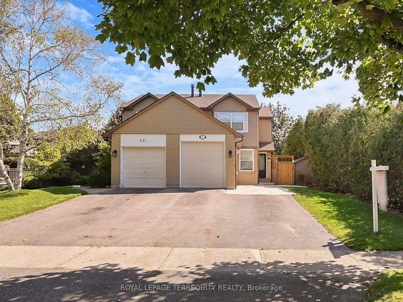 623 Beaver Crt, Milton, L9T 4A8 | Image 2