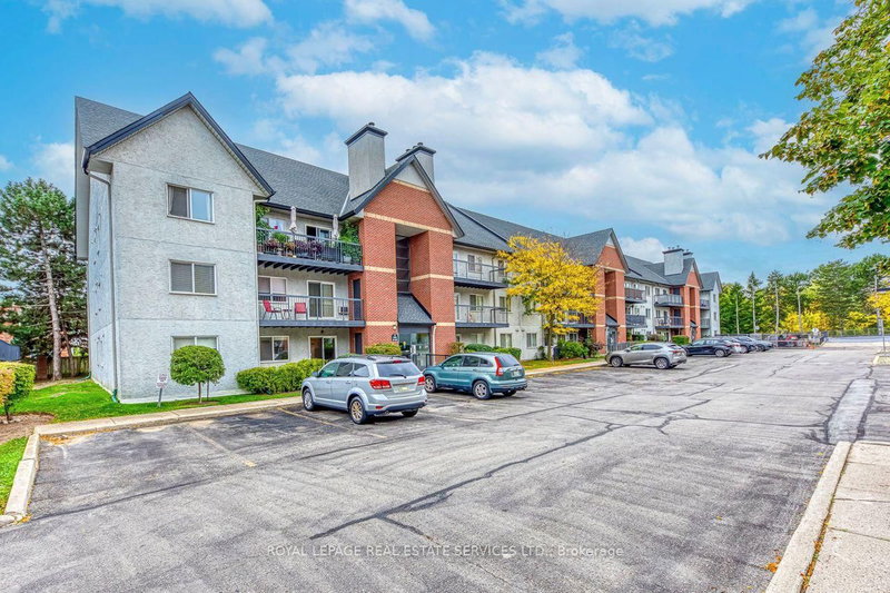 911 - 1450 Glen Abbey Gate, Oakville, L6M 2V7 | Image 2