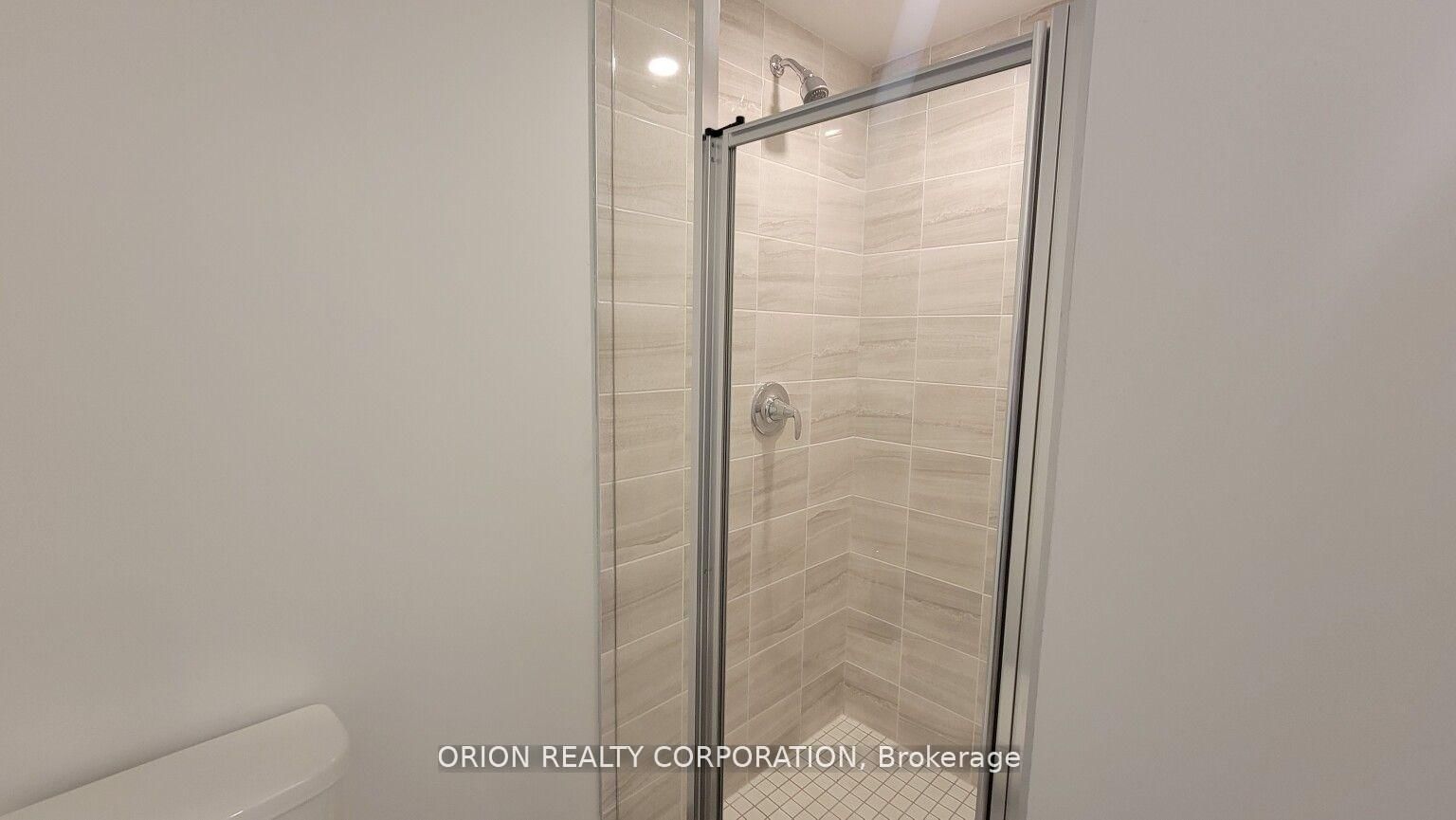 556 Marlee Avenue, Unit 410