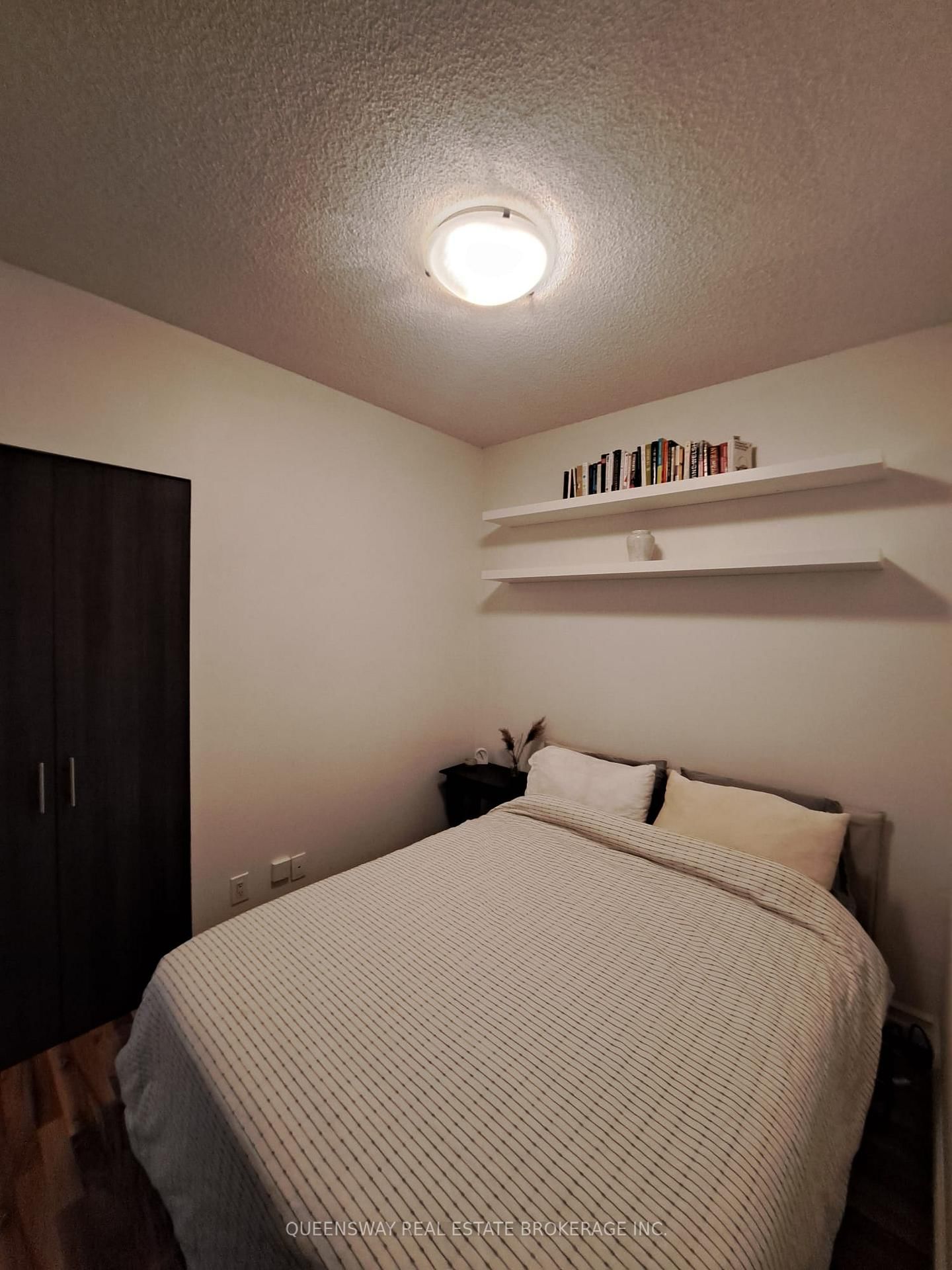 2464 Weston Road, Unit 915 - Photo 12