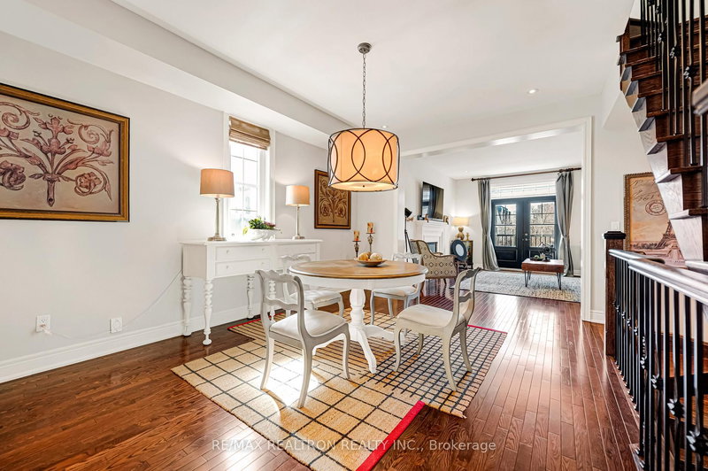 1 - 117 Nelson St, Oakville, L6L 3J1 | Image 3