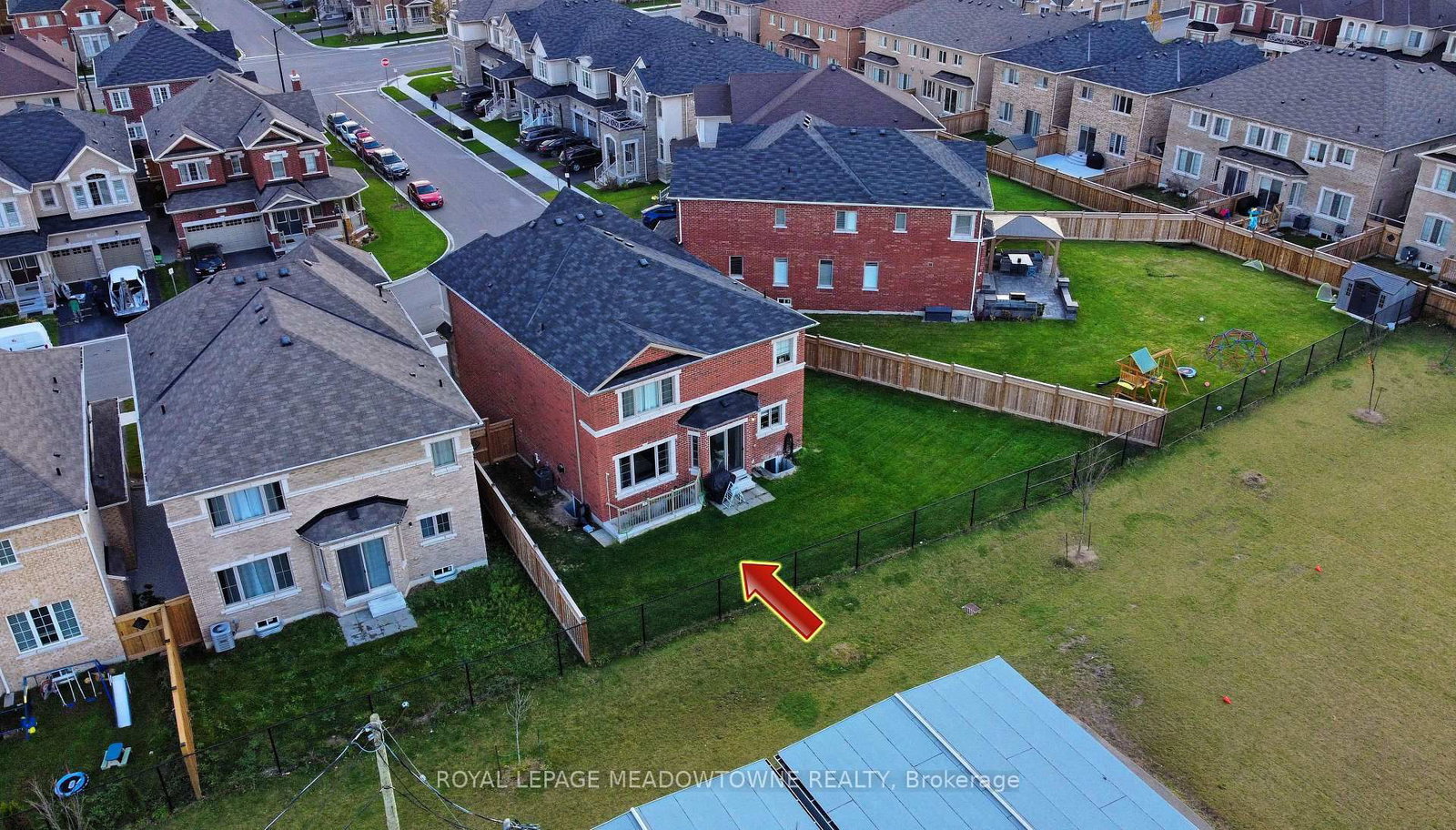 Detached House for lease at BSMT-103 Goodwin Crescent, Milton, Ontario, L9E 1H9 - Ford - MLS: W12935706