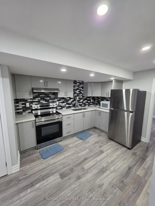 Bsmt - 6 Haverstock Crescent