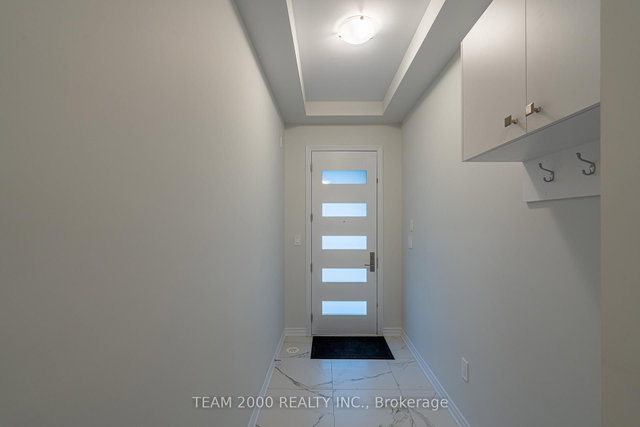 5899 Saigon Street