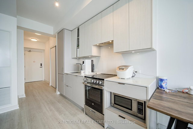 1808 - 3883 Quartz Road