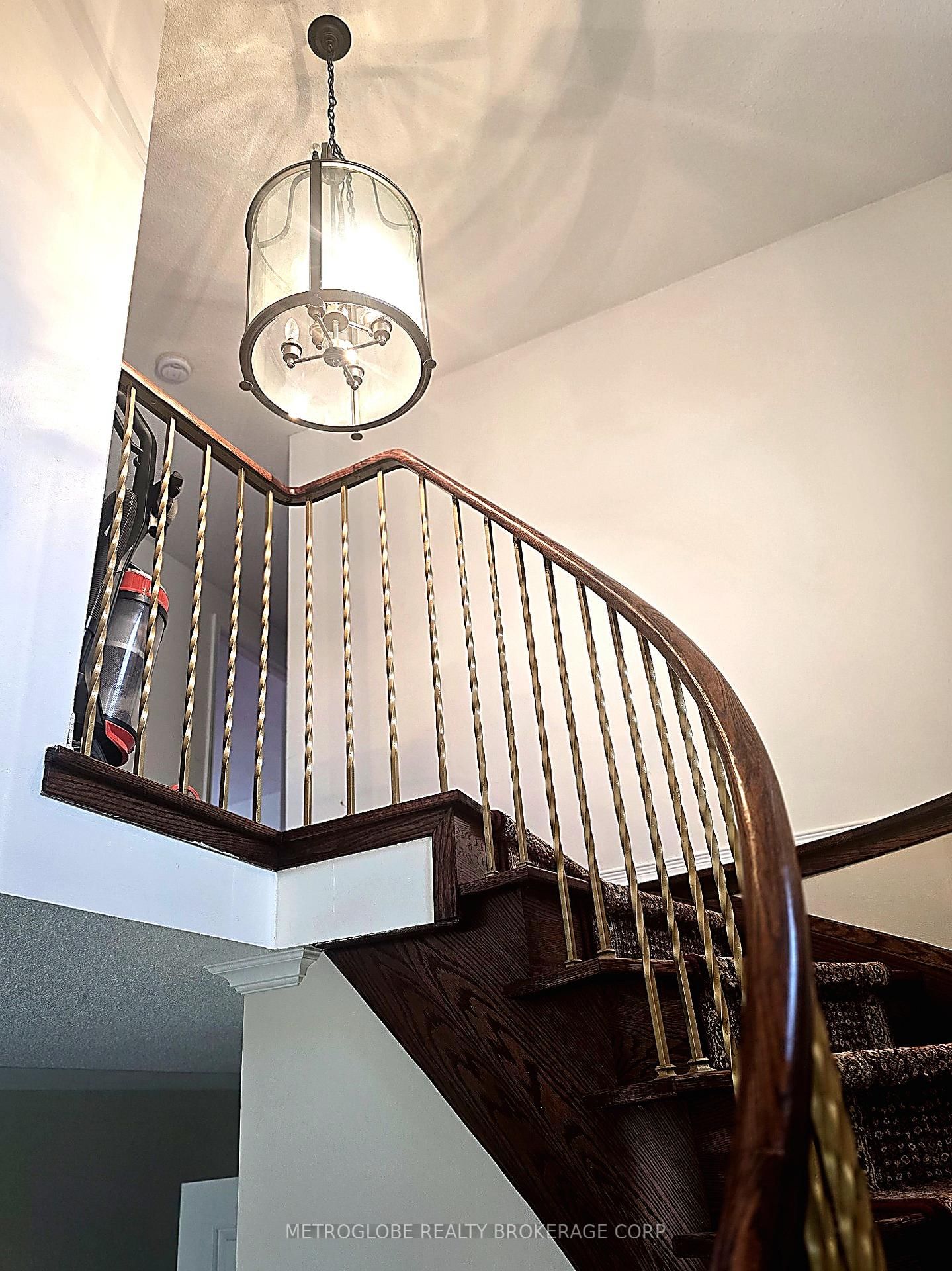 Detached House for sale at 3 Gervais Drive, Brampton, Ontario, L6Y 2V2 - Fletcher's West - MLS: W12935834