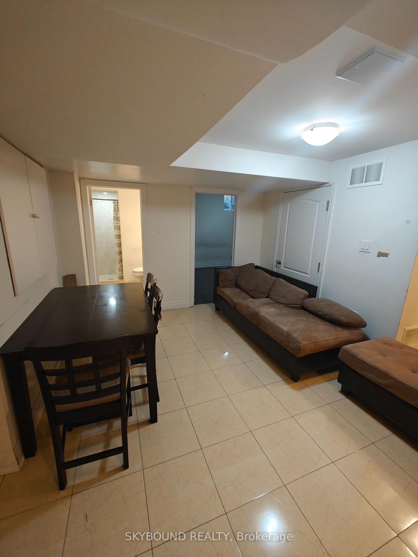 828 Bethany Crescent, Unit Bsmt