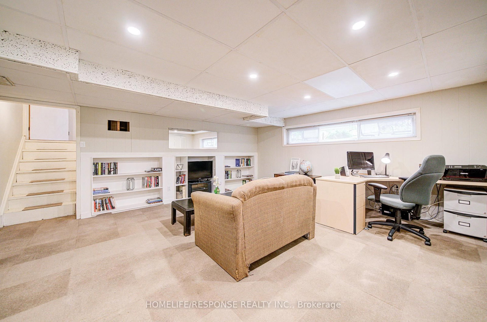 Detached House for sale at 33 Groveland Crescent, Brampton, Ontario, L6S 1L1 - Northgate - MLS: W12936458