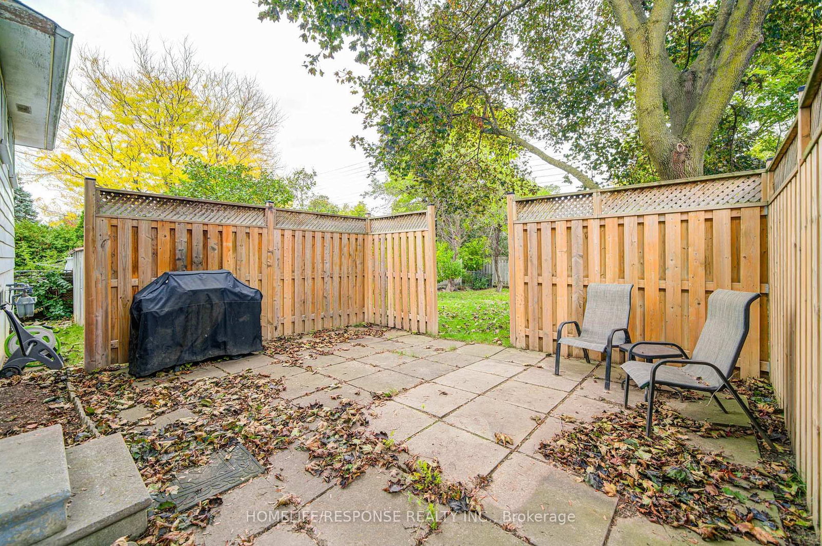 Detached House for sale at 33 Groveland Crescent, Brampton, Ontario, L6S 1L1 - Northgate - MLS: W12936458