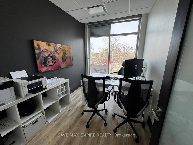 305 - 1670 North Service Rd, Oakville, L6H 7G3 | Image 3