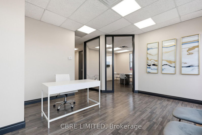 28, 31, 32 - 2155 Dunwin Dr, Mississauga, L5L 4M1 | Image 2