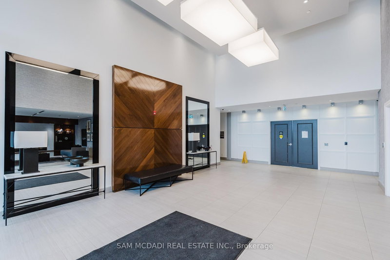 529 - 102 Grovewood Common, Oakville, L6H 0X2 | Image 2