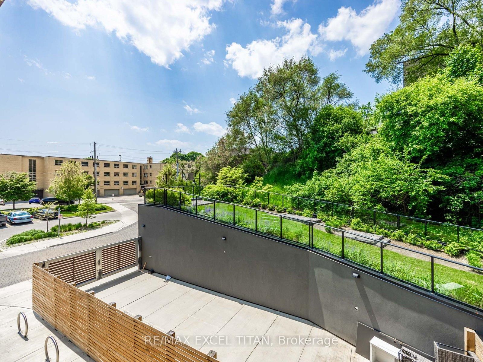 Condo for sale at 205-25 Neighbourhood Lane, Toronto, Ontario, M8Y 0C4 - Stonegate-Queensway - MLS: W12937196