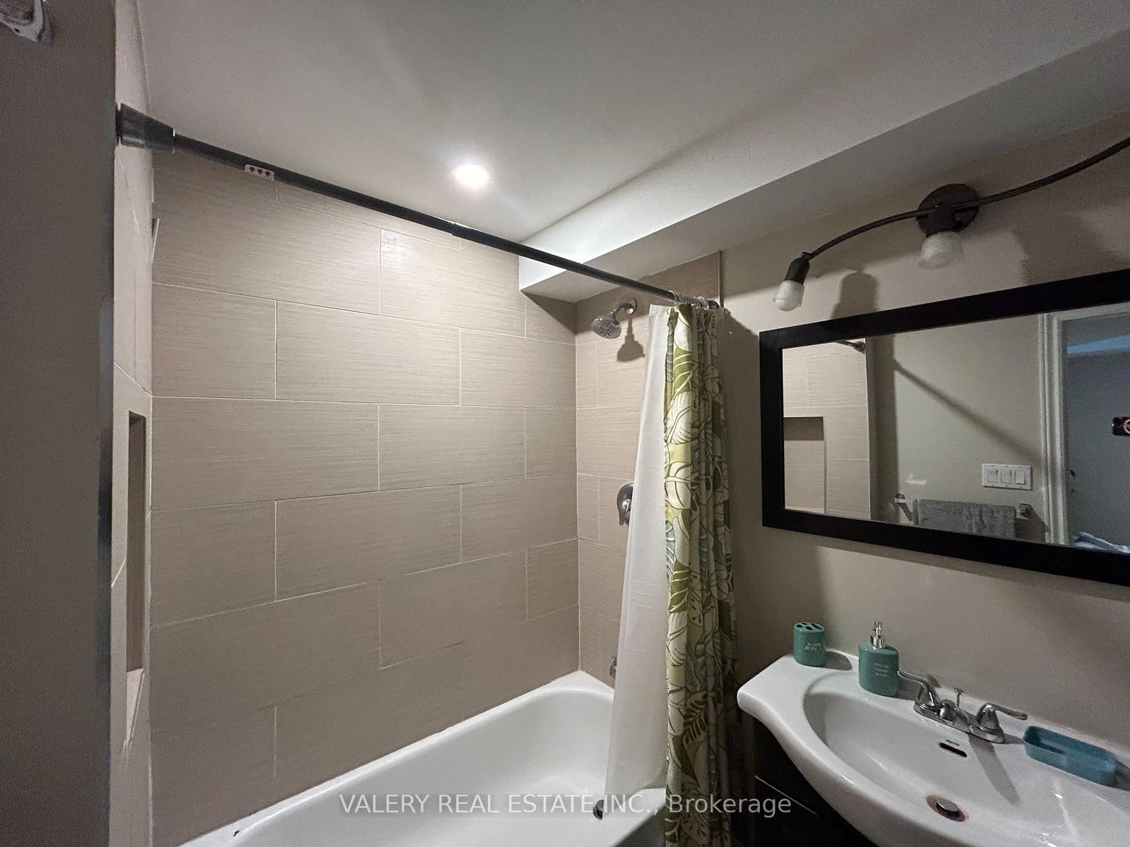 5147 Angel Stone Drive, Unit 2 - Photo 6