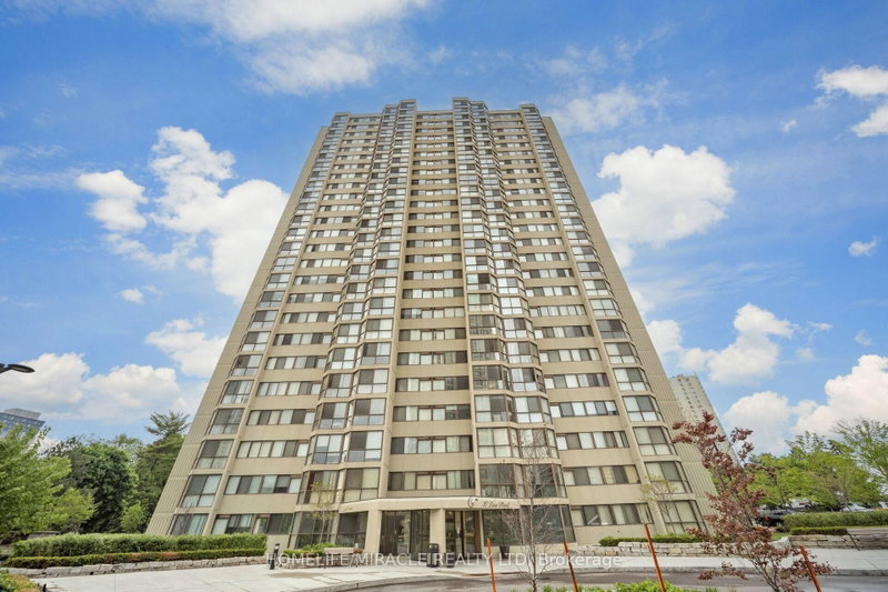 1802 - 8 Lisa Street