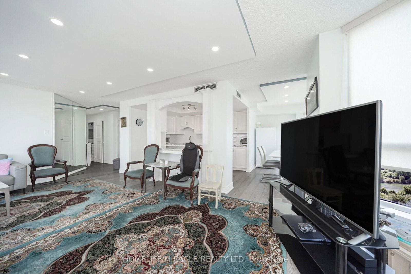 8 Lisa Street • #1802 • Brampton, ON photo 26