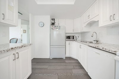 8 Lisa Brampton,ON L6T 4S6 — Photo 31