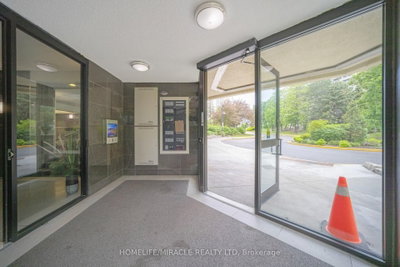 8 Lisa Street • #1802 • Brampton, ON photo 8