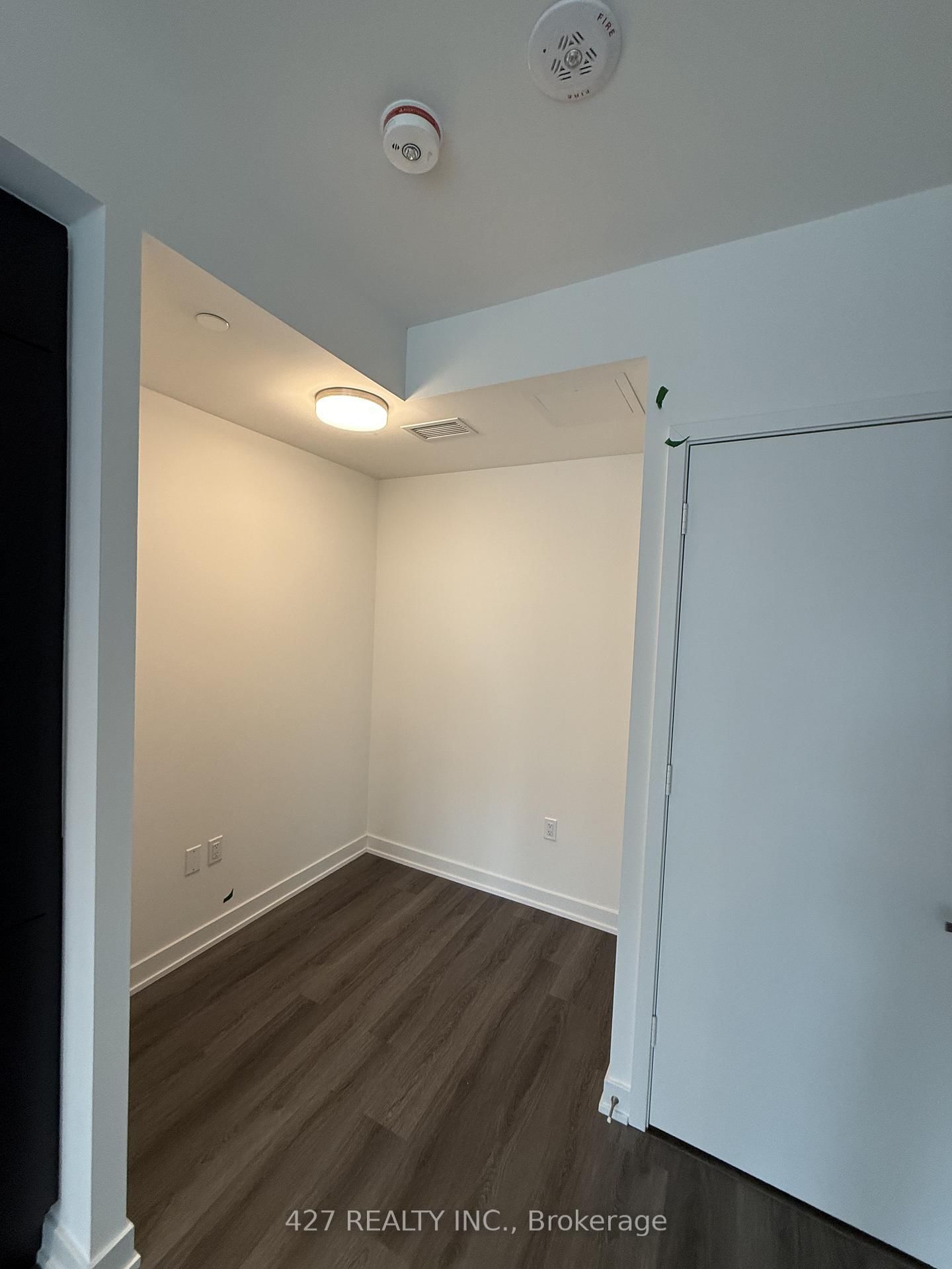 448 BURNHAMTHORPE Road, Unit 1612 - Photo 15