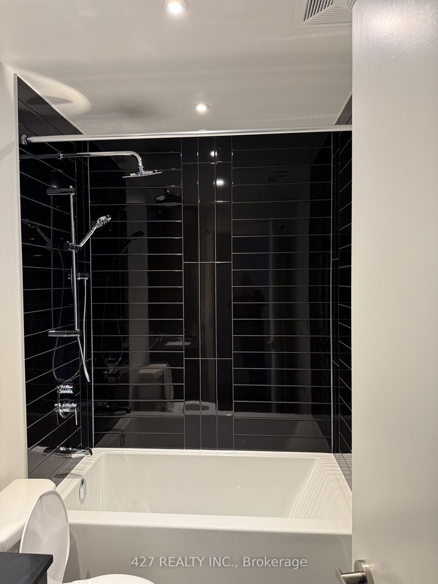 448 BURNHAMTHORPE Road, Unit 1612 - Photo 17